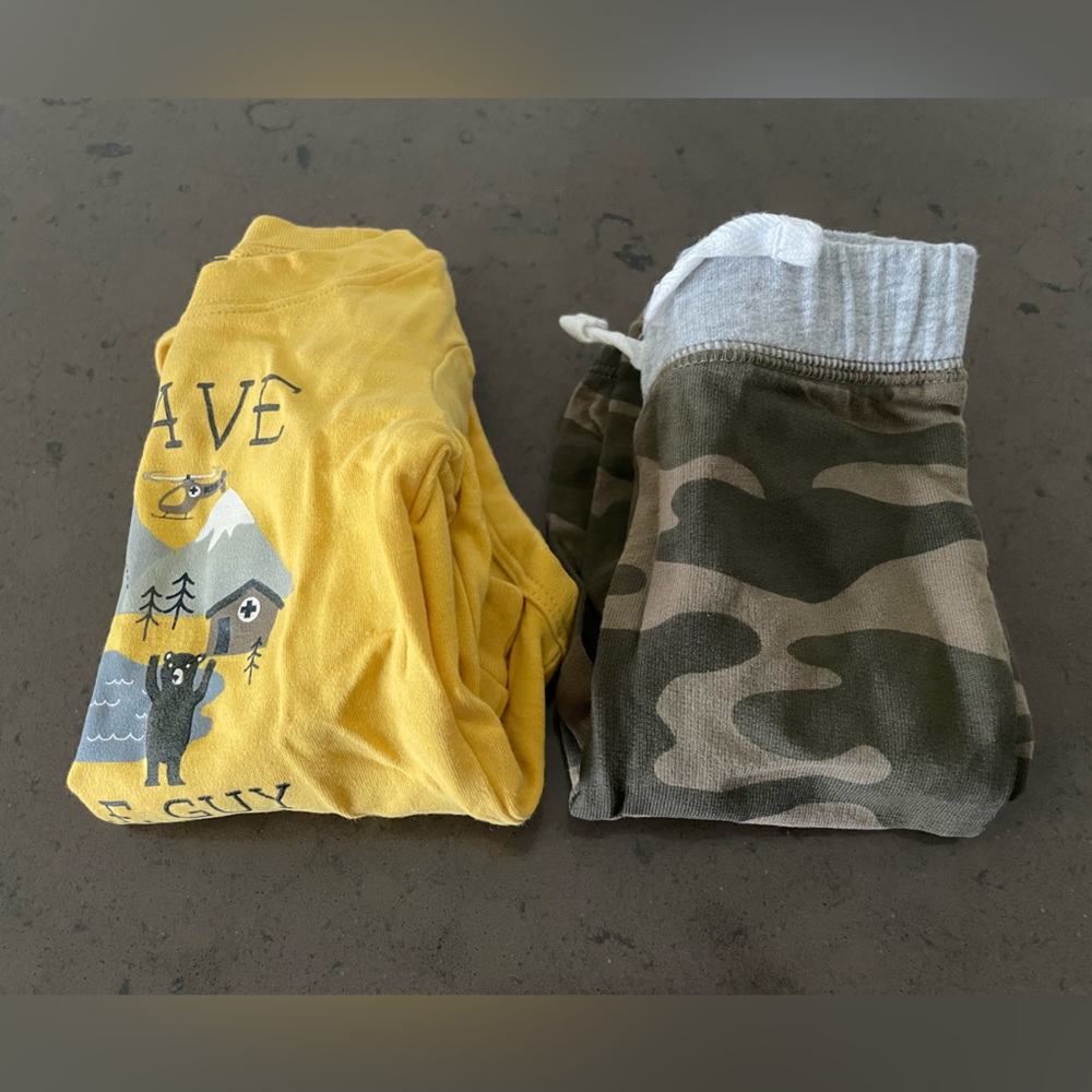 Carter's Baby Outfit - Picture 3 of 7